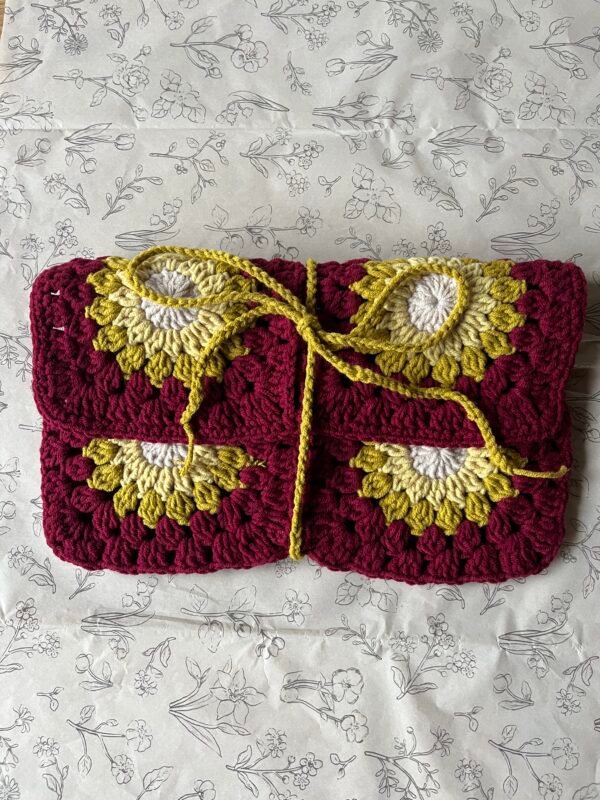 Gehaakte Boekcover - Rood/Geel/Wit